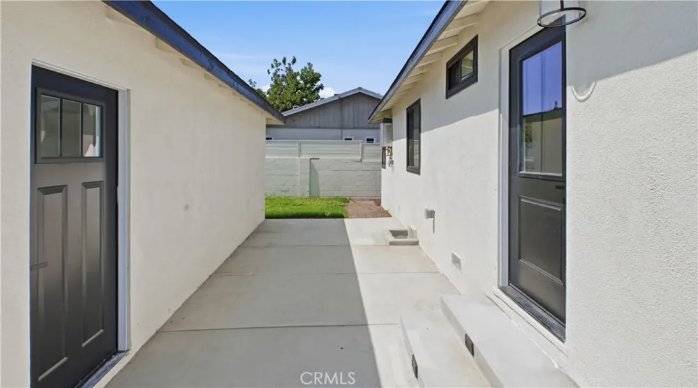 11100 Greenlawn Culver City, CA 90230