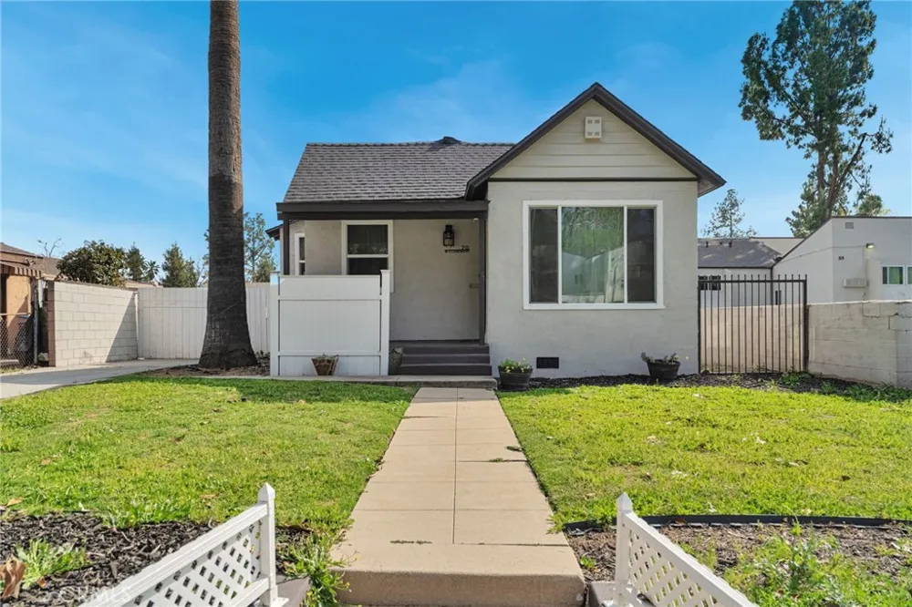70 W Claremont St Pasadena, CA 91103