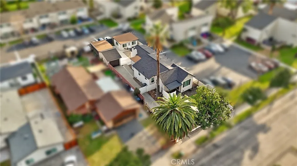 70 W Claremont St Pasadena, CA 91103