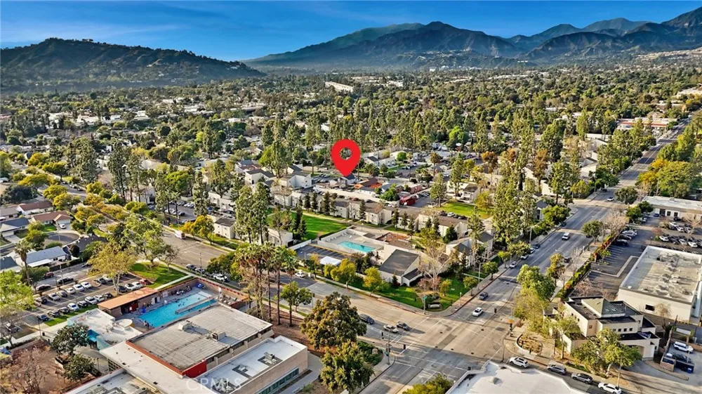70 W Claremont St Pasadena, CA 91103