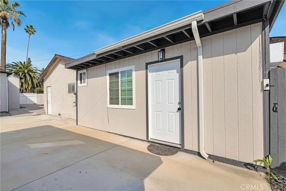 70 W Claremont St Pasadena, CA 91103