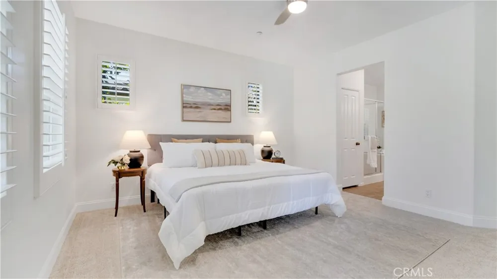 128 Talmadge Irvine, CA 92602