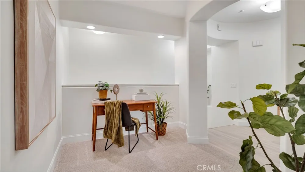 128 Talmadge Irvine, CA 92602