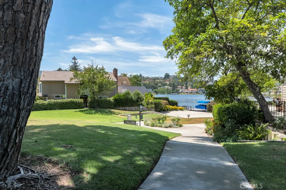 32124 Beachlake Lane Westlake Village, CA 91361
