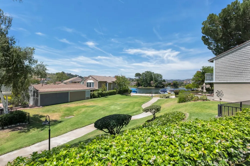 32124 Beachlake Lane Westlake Village, CA 91361