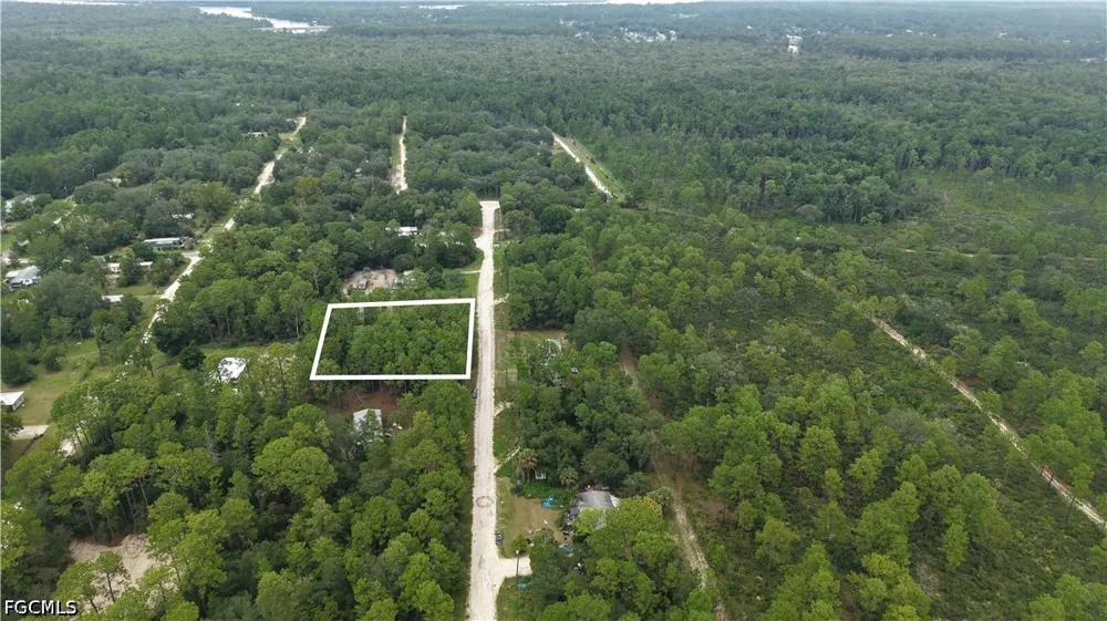Fox Den Satsuma, FL 32189