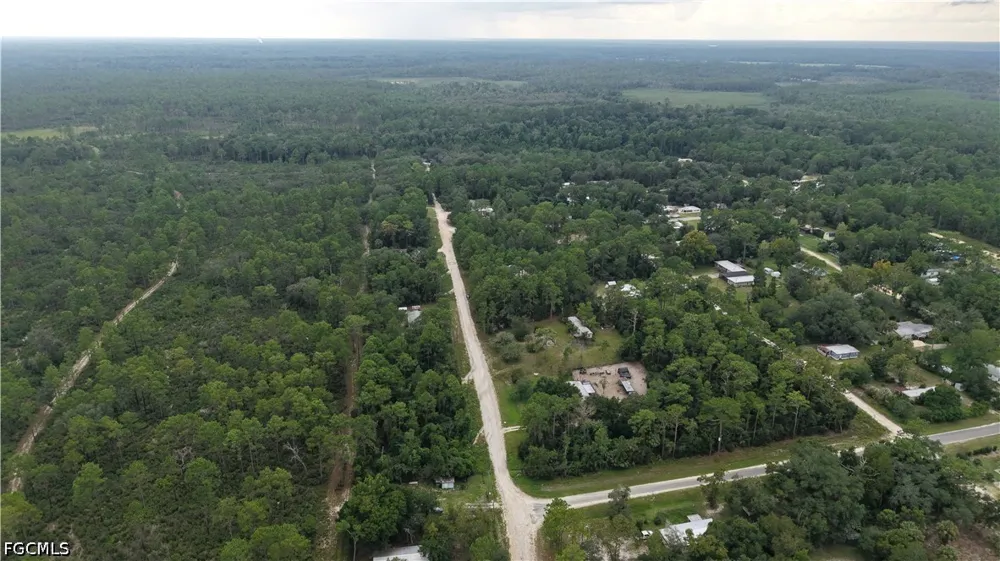 Fox Den Satsuma, FL 32189