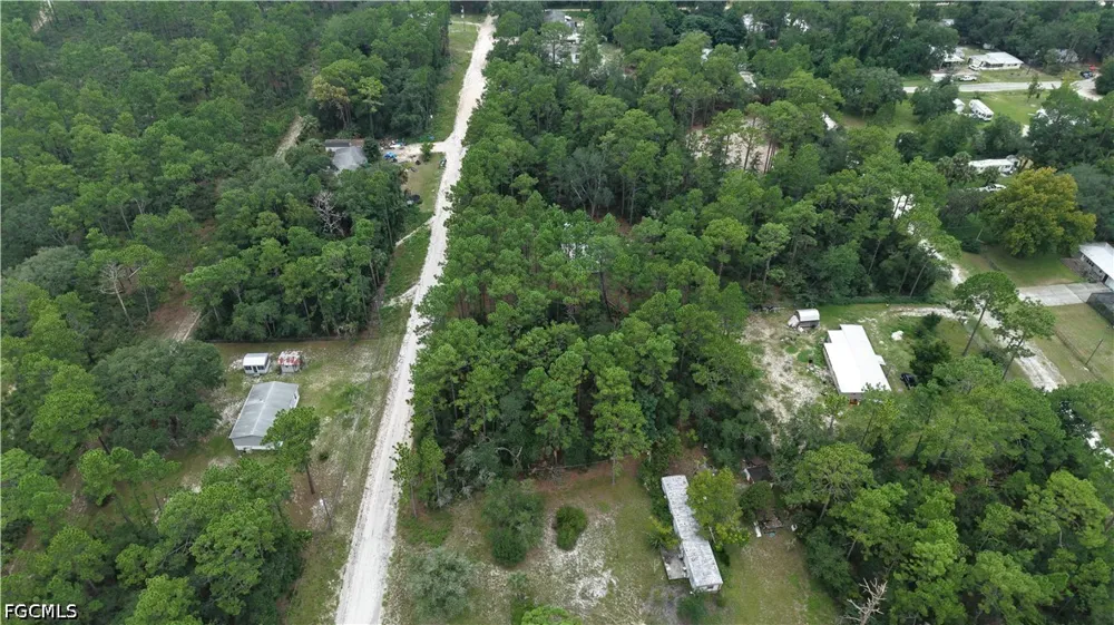 Fox Den Satsuma, FL 32189