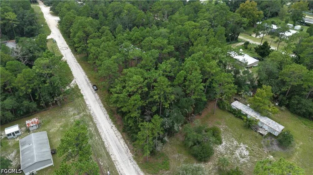 Fox Den Satsuma, FL 32189