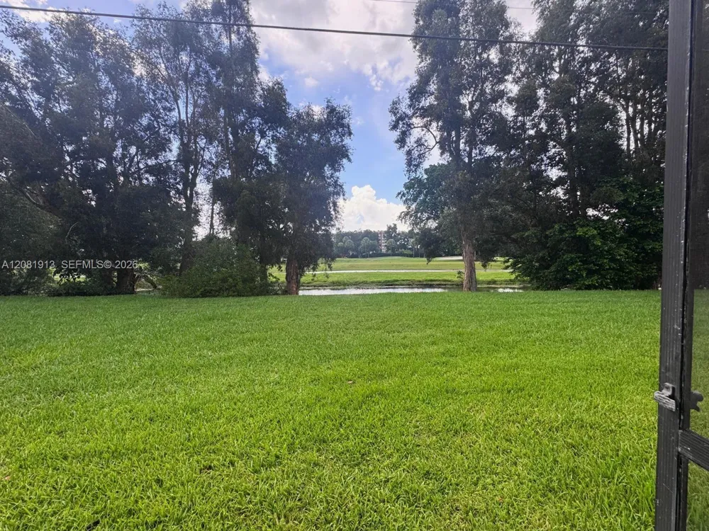 10325 NW 11th St #101 Pembroke Pines, FL 33026