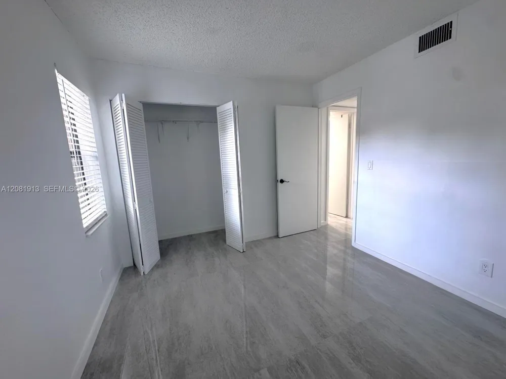 10325 NW 11th St #101 Pembroke Pines, FL 33026