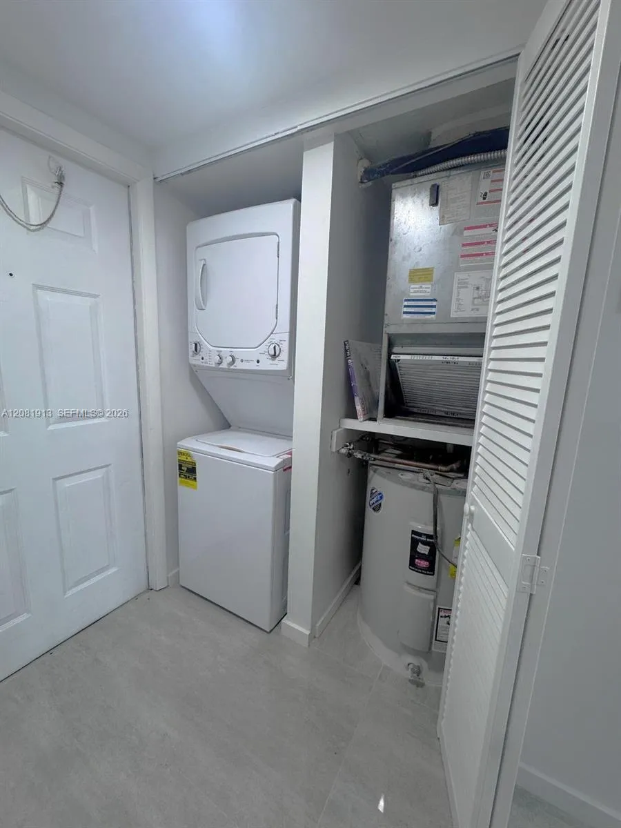 10325 NW 11th St #101 Pembroke Pines, FL 33026