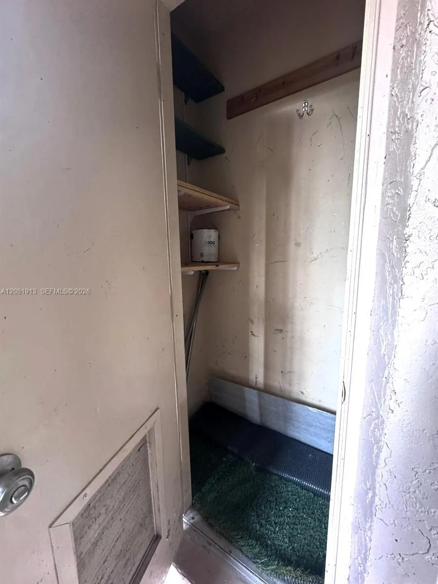 10325 NW 11th St #101 Pembroke Pines, FL 33026