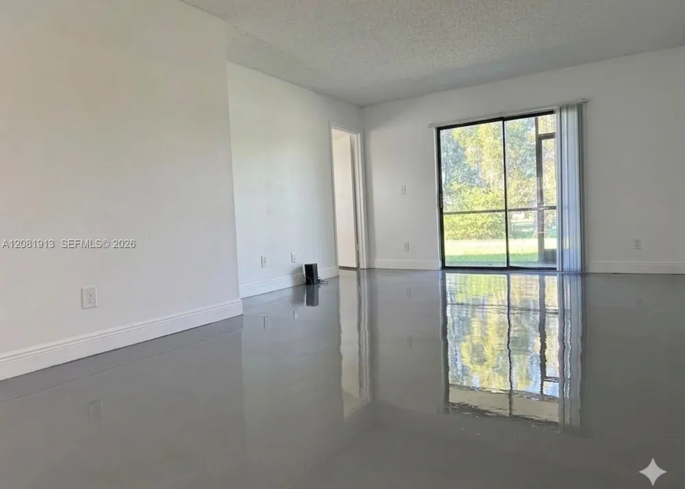 10325 NW 11th St #101 Pembroke Pines, FL 33026