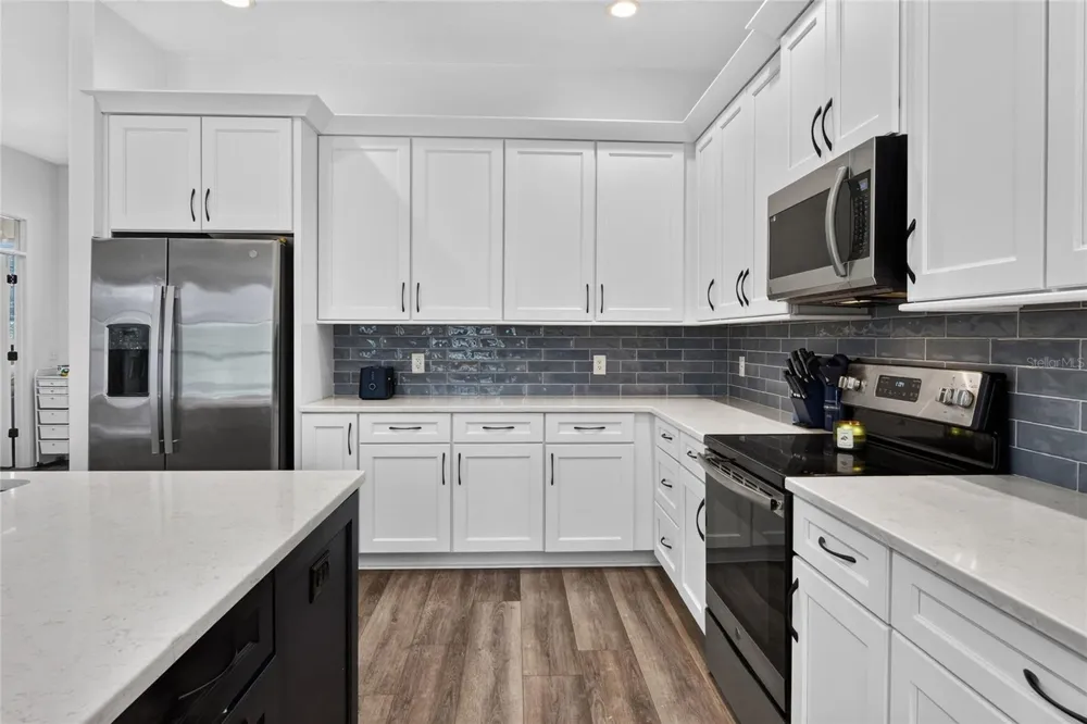 7365 MILLBROOK OAKS DRIVE Lakeland, FL 33813