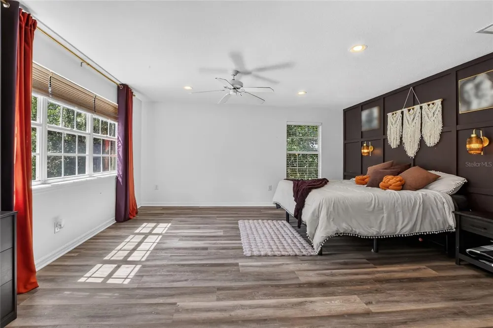 7365 MILLBROOK OAKS DRIVE Lakeland, FL 33813