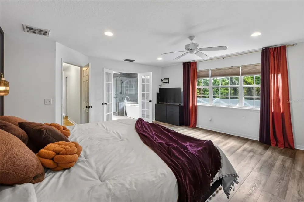 7365 MILLBROOK OAKS DRIVE Lakeland, FL 33813