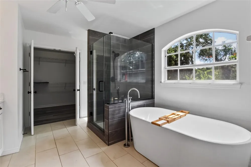 7365 MILLBROOK OAKS DRIVE Lakeland, FL 33813