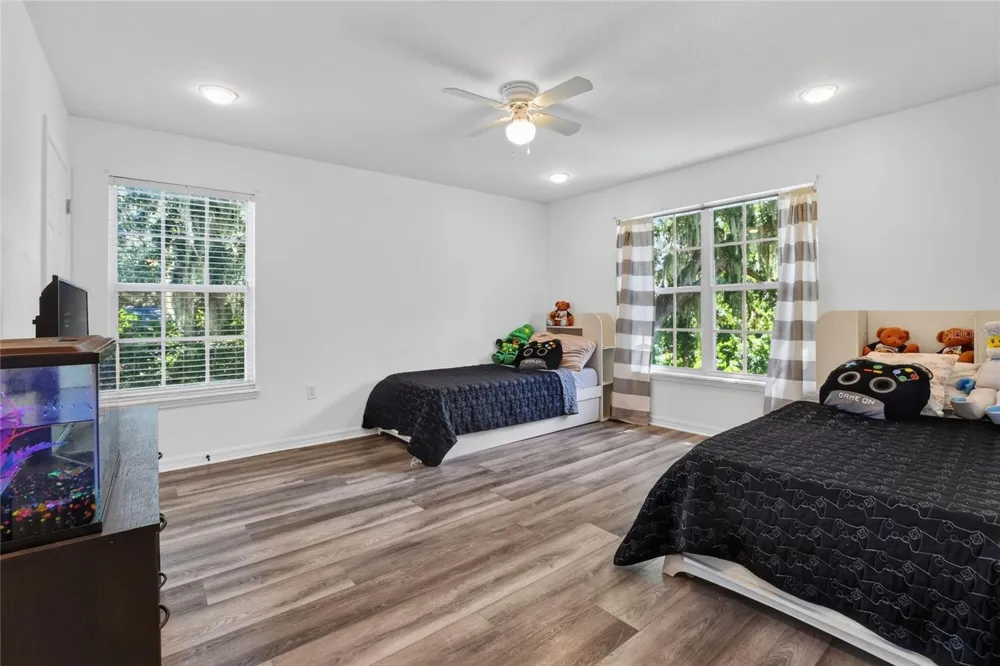 7365 MILLBROOK OAKS DRIVE Lakeland, FL 33813
