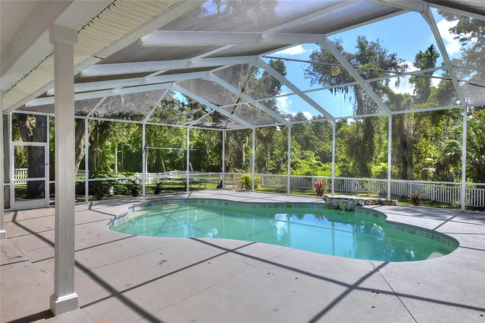 7365 MILLBROOK OAKS DRIVE Lakeland, FL 33813