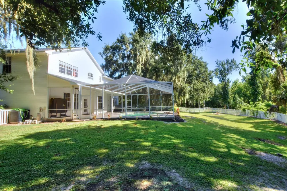 7365 MILLBROOK OAKS DRIVE Lakeland, FL 33813