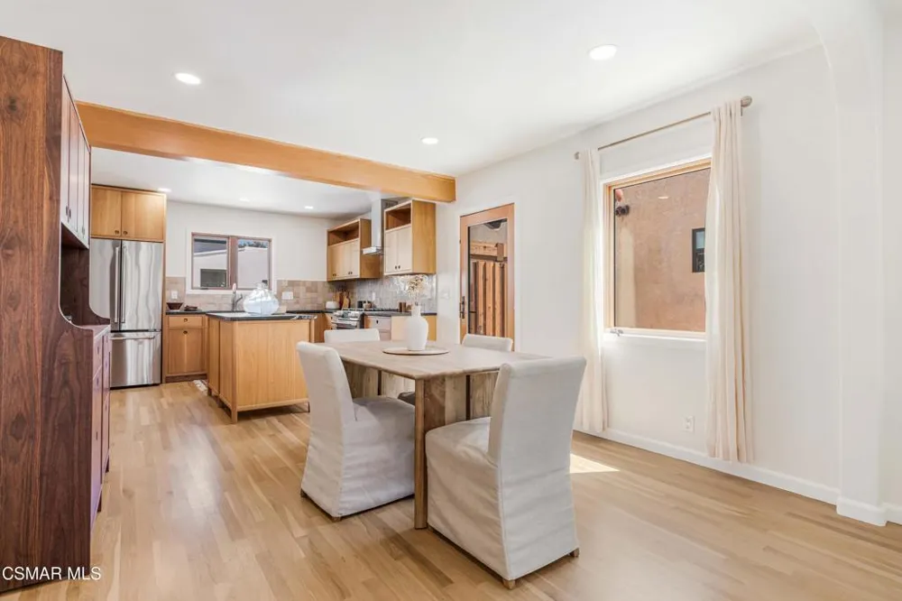 115 W Center Street Ventura, CA 93001