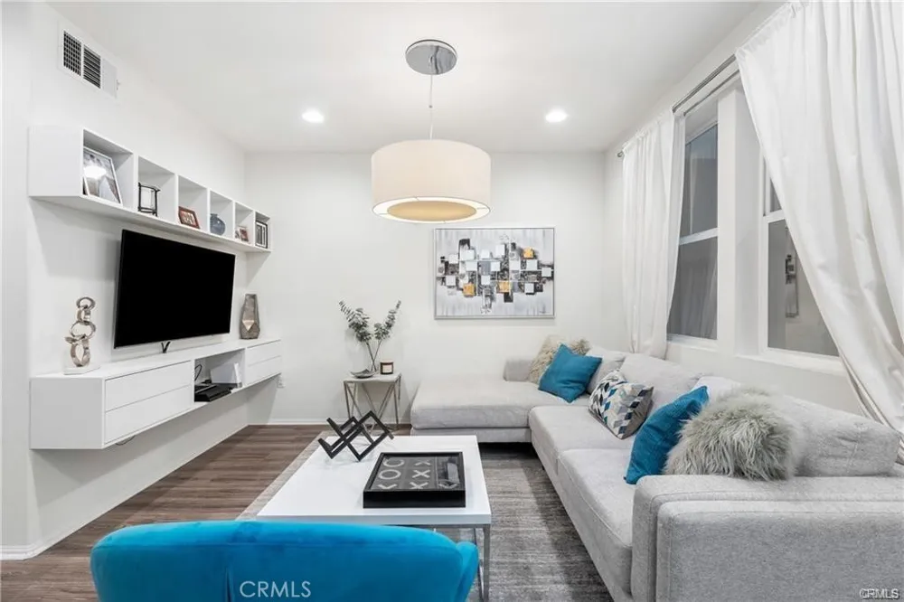 17017 Independence Yorba Linda, CA 92886