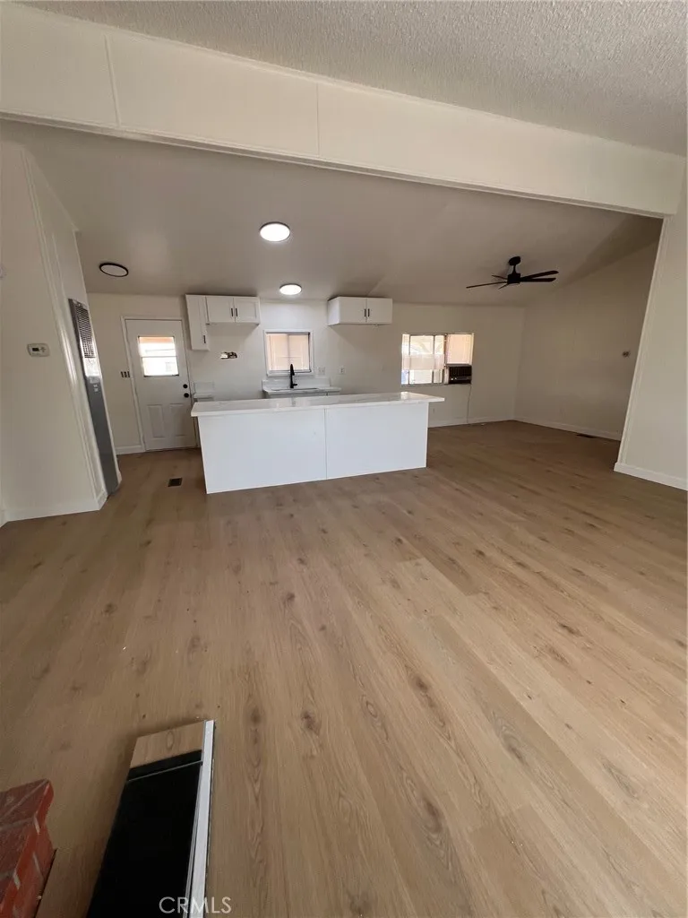 13958 Sage Street Oak Hills, CA 92344