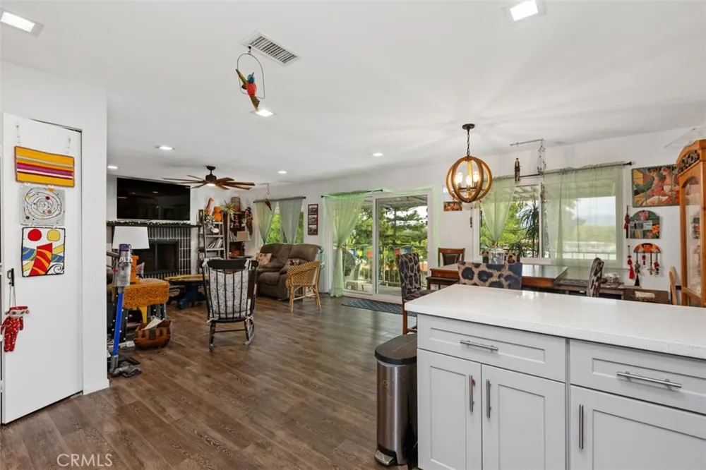 2269 Via Puerta Laguna Woods, CA 92637