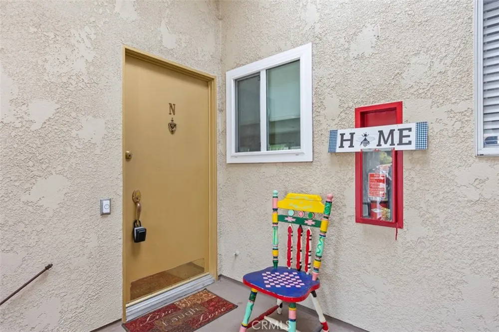 2269 Via Puerta Laguna Woods, CA 92637