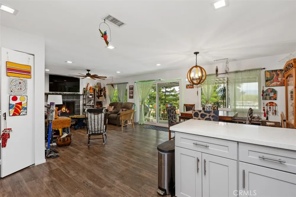 2269 Via Puerta Laguna Woods, CA 92637