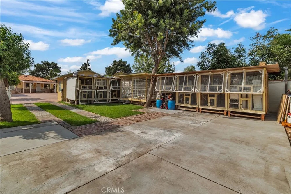 302 S Covina Blvd La Puente, CA 91746
