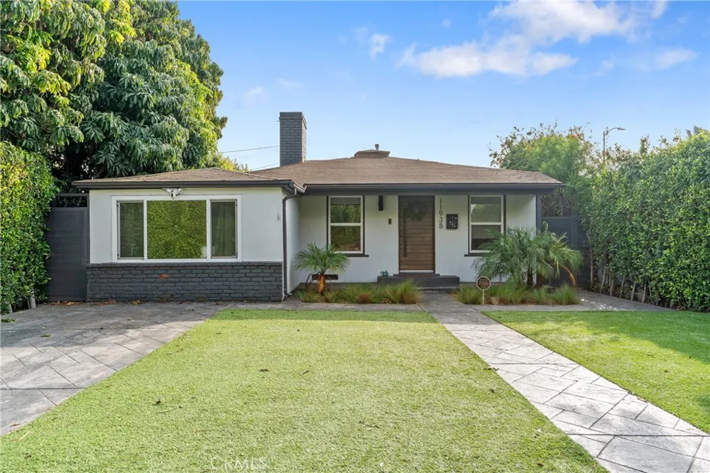 11938 Exposition Boulevard Los Angeles, CA 90064