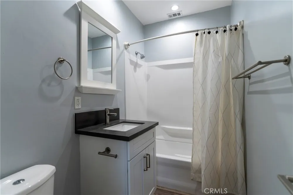 11938 Exposition Boulevard Los Angeles, CA 90064