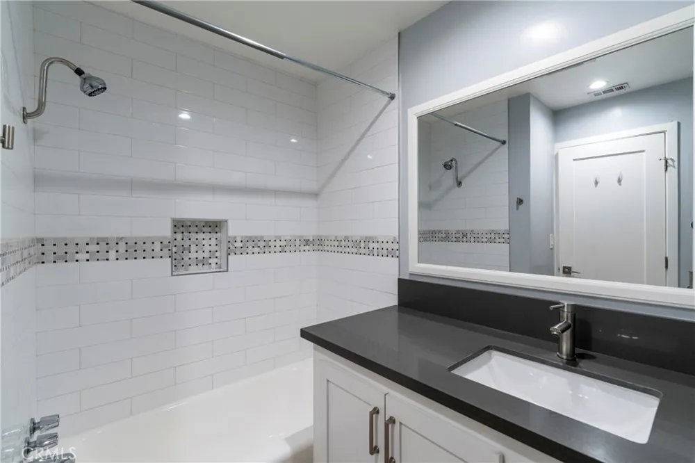 11938 Exposition Boulevard Los Angeles, CA 90064