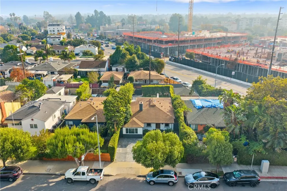11938 Exposition Boulevard Los Angeles, CA 90064