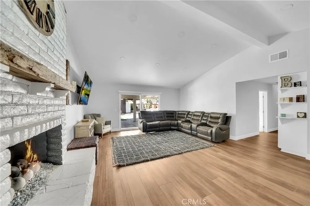 13611 Cypress Street Garden Grove, CA 92843