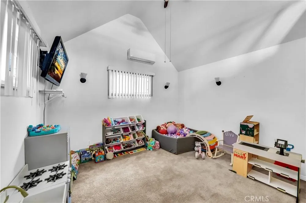 13611 Cypress Street Garden Grove, CA 92843