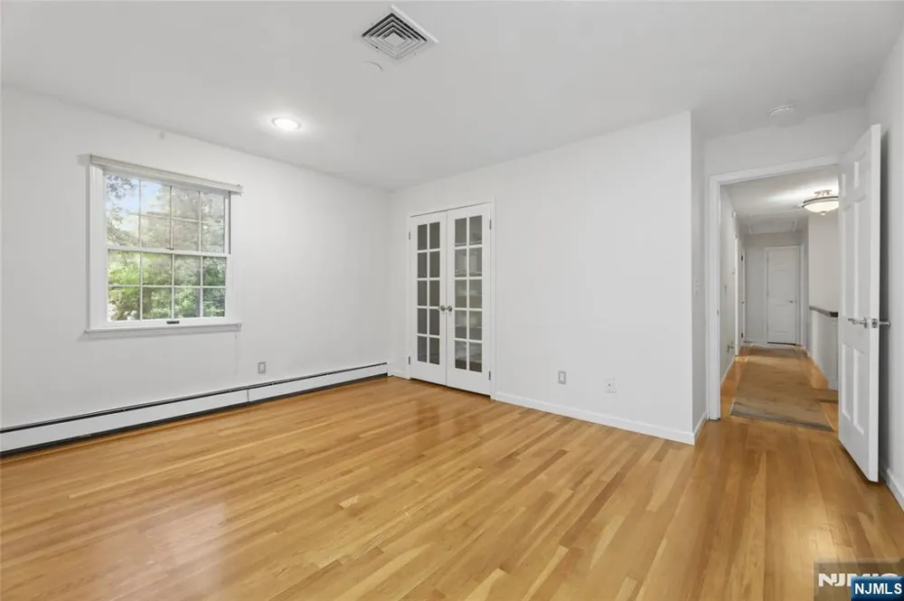1 Frasco Lane Norwood, NJ 07648