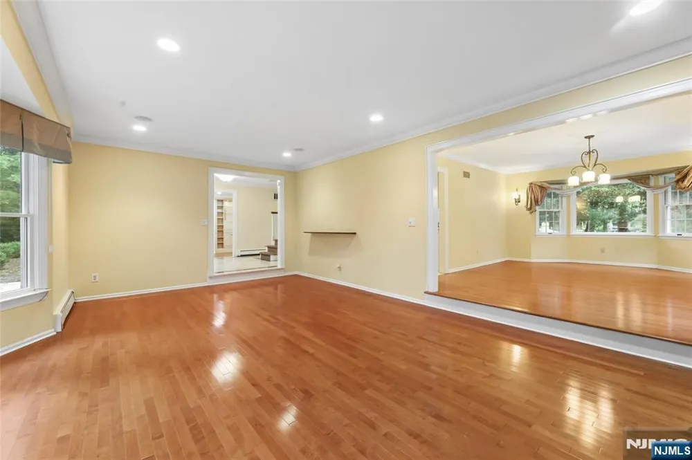 1 Frasco Lane Norwood, NJ 07648