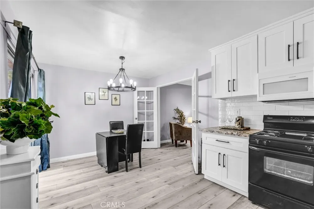 17061 Roscoe Boulevard #2 Northridge, CA 91325