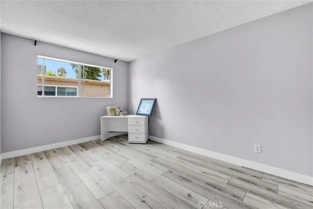 17061 Roscoe Boulevard #2 Northridge, CA 91325