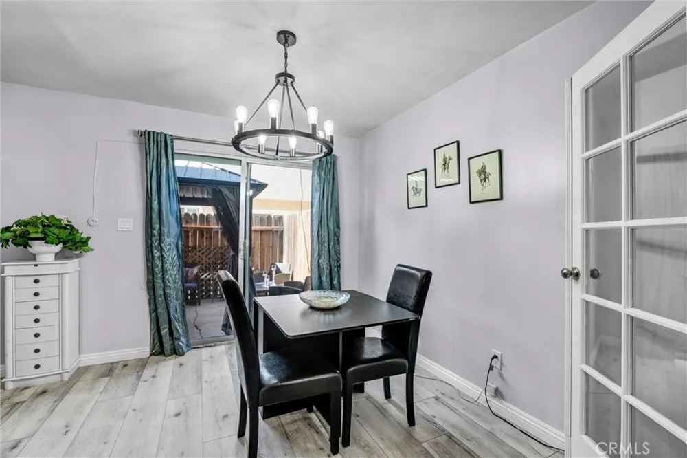 17061 Roscoe Boulevard #2 Northridge, CA 91325