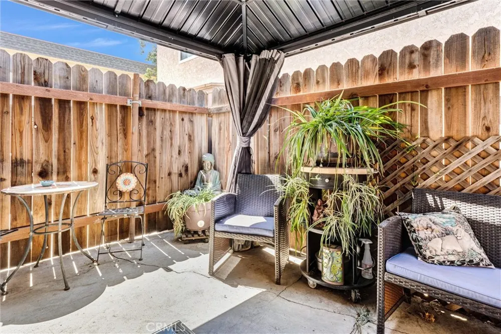17061 Roscoe Boulevard #2 Northridge, CA 91325