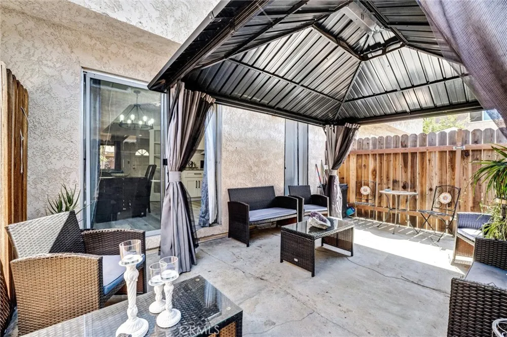 17061 Roscoe Boulevard #2 Northridge, CA 91325