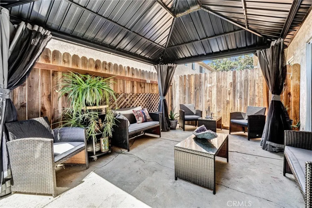 17061 Roscoe Boulevard #2 Northridge, CA 91325