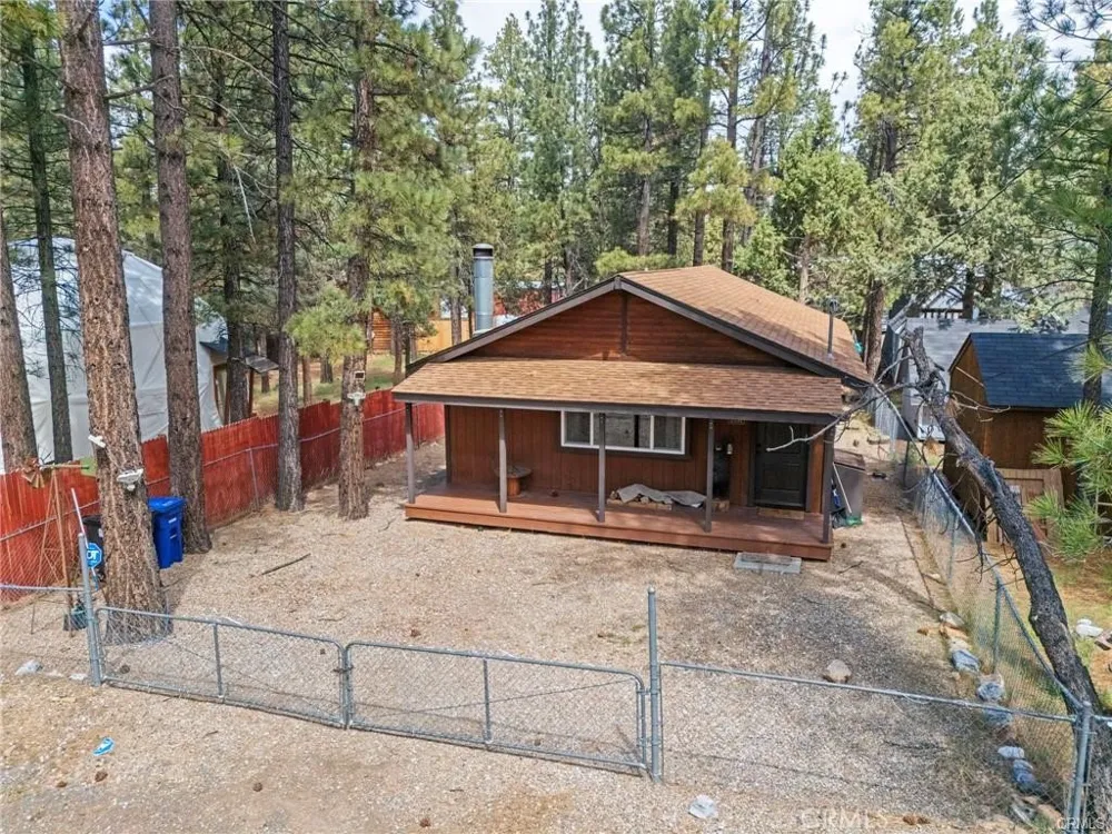 2051 6th Big Bear City, CA 92314