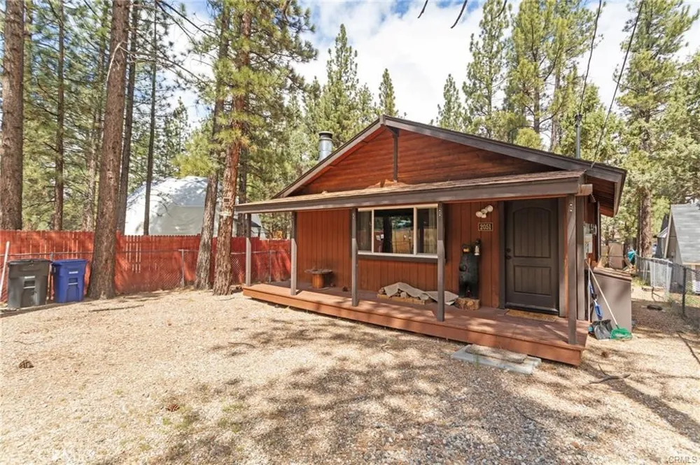 2051 6th Big Bear City, CA 92314