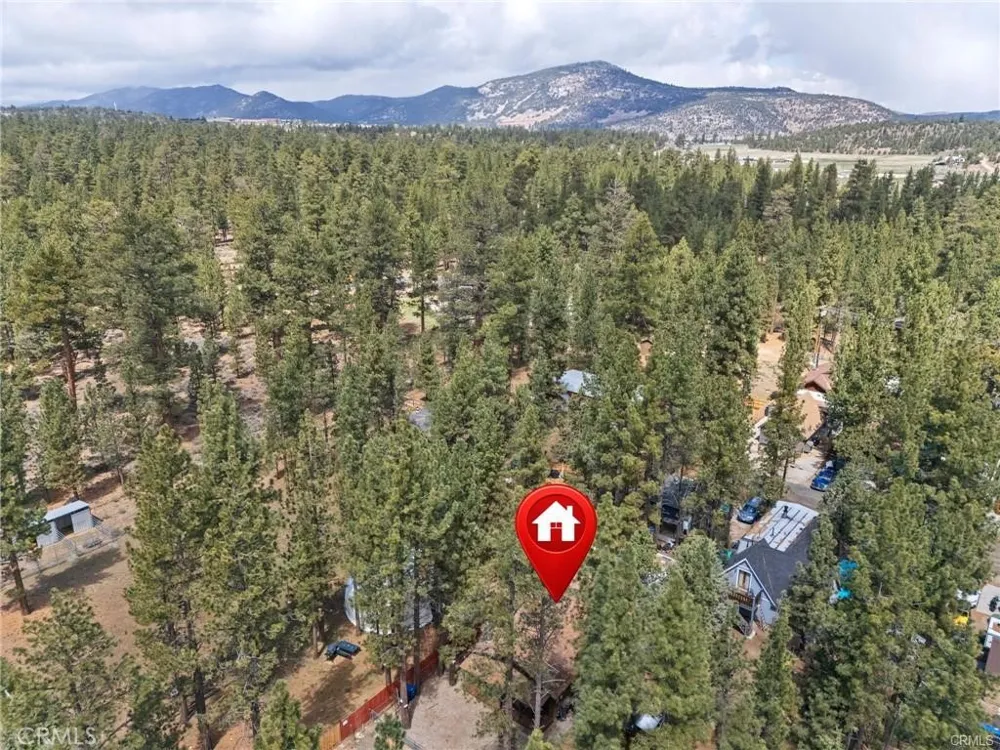 2051 6th Big Bear City, CA 92314