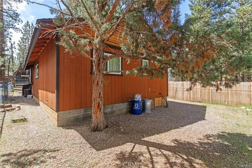 2051 6th Big Bear City, CA 92314